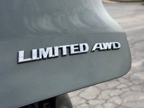 Used 2019 Toyota Highlander Limited Platinum image 36