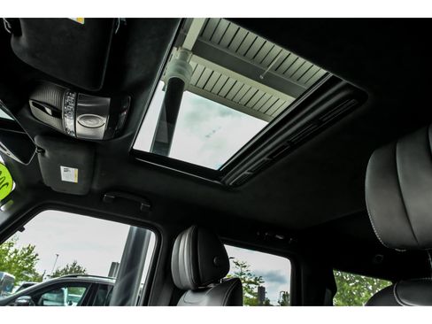 Used 2022 Mercedes-Benz G 550 image 13