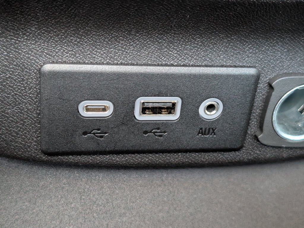 Used 2023 Chevrolet Malibu LS FWD image 26