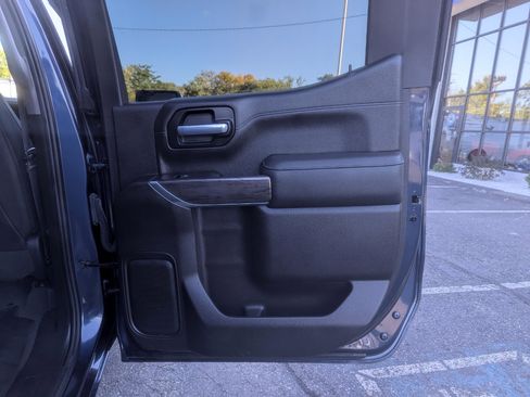 Used 2021 Chevrolet Silverado 1500 LTZ w/ Z71 Off-Road Package image 36