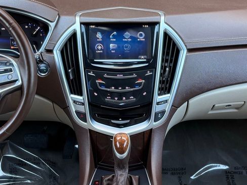 Used 2016 Cadillac SRX Luxury FWD image 28