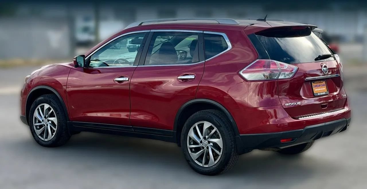 Used 2015 Nissan Rogue SL AWD/4WD image 6