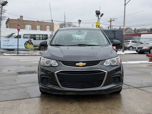 Used 2019 Chevrolet Sonic Premier image 2