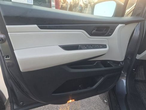 Used 2025 Honda Odyssey EX-L image 8