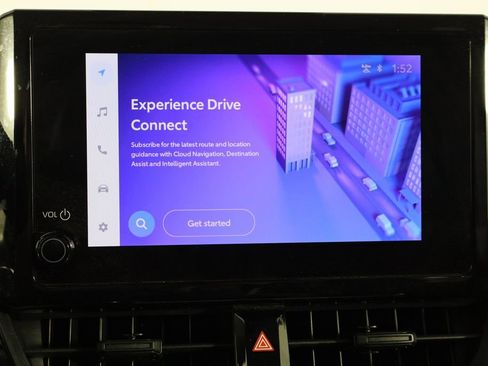 Used 2025 Toyota Corolla LE w/ Convenience Package image 32