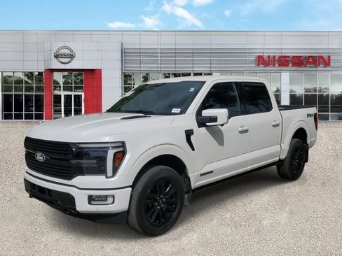 Used 2024 Ford F150 Platinum w/ FX4 Off-Road Package image 9