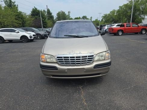 Used 2000 Chevrolet Venture LS FWD image 2
