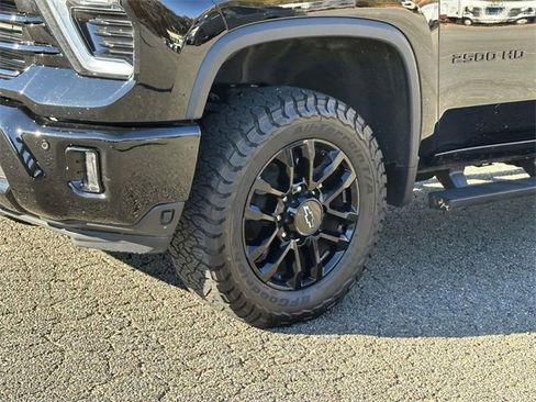 Certified 2025 Chevrolet Silverado 2500 LT w/ Trail Boss Package image 7