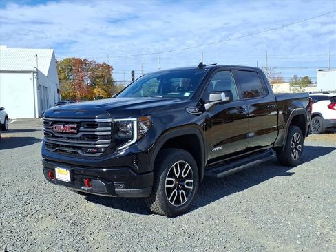 New 2026 GMC Sierra 1500 AT4 w/ AT4 Premium Package image 3