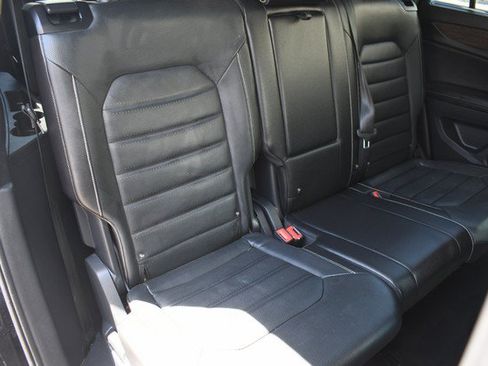 Used 2024 Volkswagen Atlas SEL AWD/4WD image 29