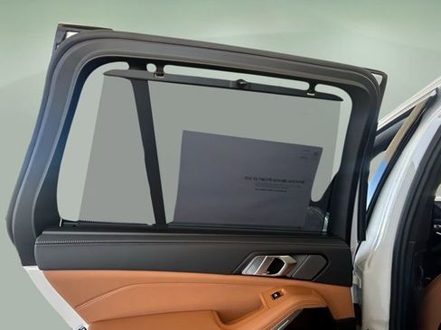 New 2026 BMW X5 xDrive40i w/ Climate Comfort Package image 19