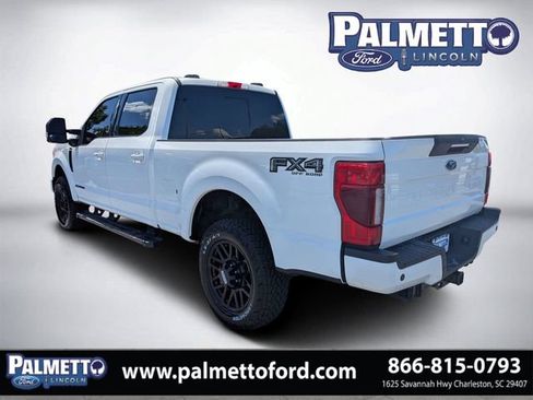 Used 2022 Ford F250 Lariat w/ Black Appearance Pkg AWD/4WD image 5
