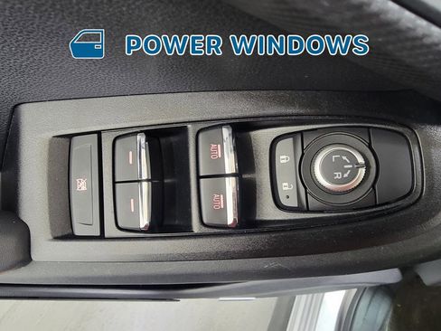 Used 2025 Subaru Crosstrek 2.5i Limited w/ Crosstrek Mirror Package image 29