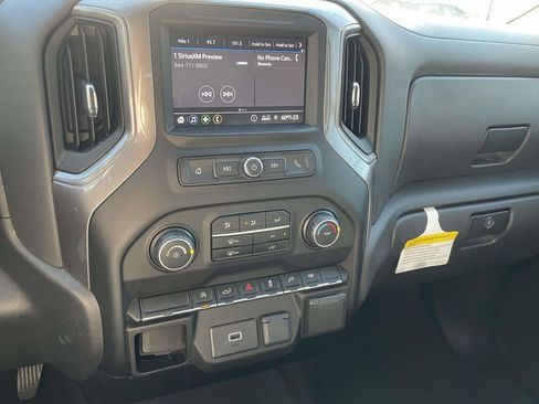 Used 2020 Chevrolet Silverado 1500 Custom w/ Custom Value Package image 20