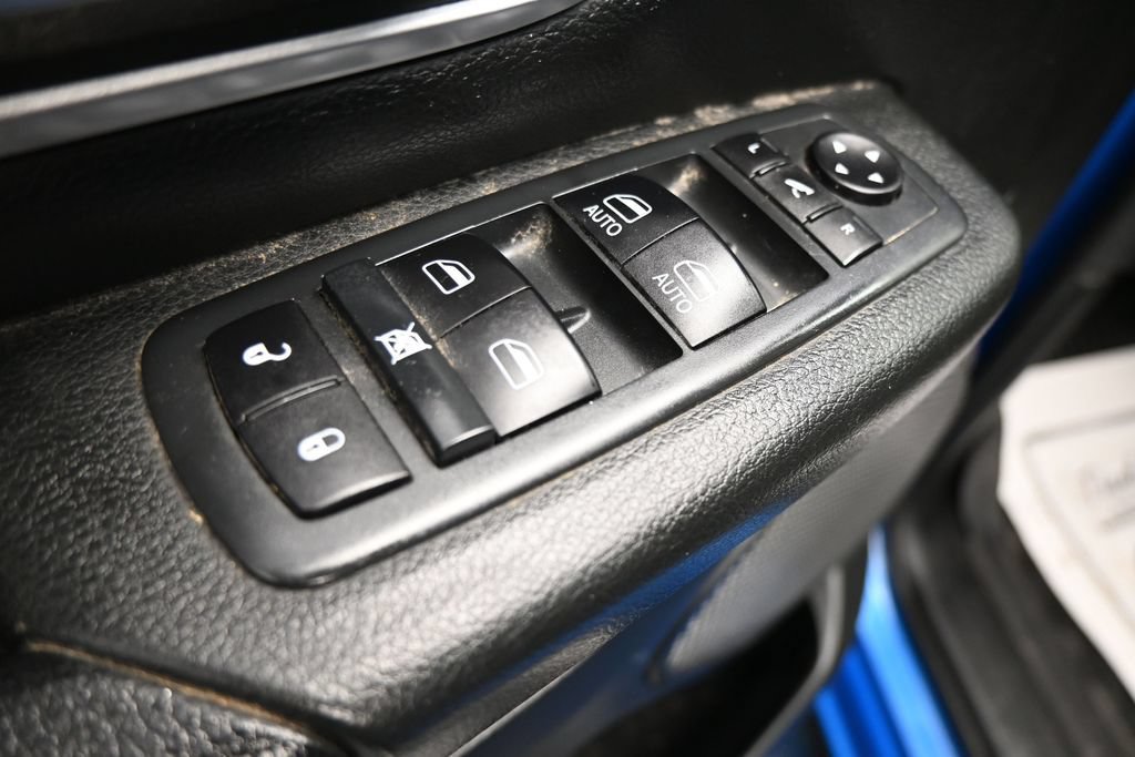Used 2020 RAM 1500 Big Horn AWD/4WD image 11