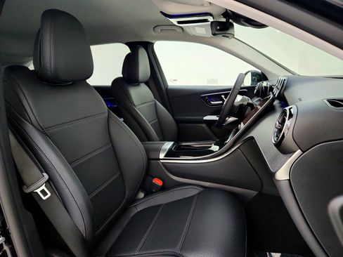 Certified 2025 Mercedes-Benz GLC 300 image 15
