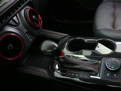 Used 2022 Chevrolet Blazer RS image 19