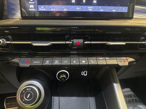 Used 2024 Alfa Romeo Tonale Veloce w/ Active Assist Package image 17