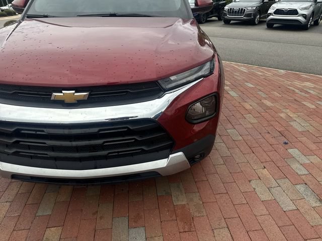 Used 2022 Chevrolet TrailBlazer LT w/ Confidence II Package FWD image 24