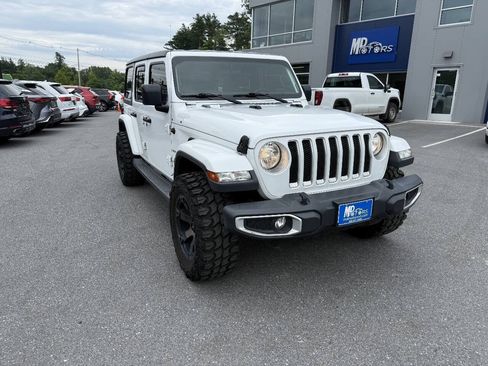 Used 2020 Jeep Wrangler Unlimited Sahara AWD/4WD image 4