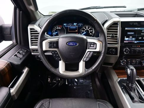 Used 2015 Ford F150 Lariat w/ Equipment Group 501A Mid image 31