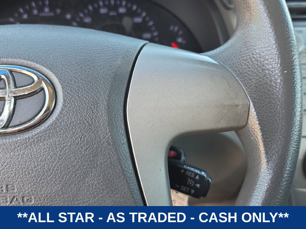 Used 2011 Toyota Camry LE FWD image 19