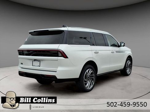 New 2025 Lincoln Navigator Reserve image 9