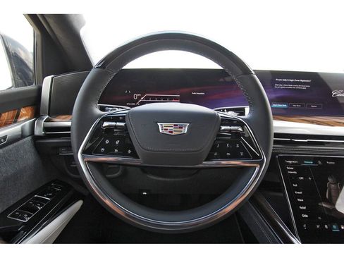 New 2026 Cadillac Escalade ESV Platinum Sport w/ LPO, Floor Liner Package image 14