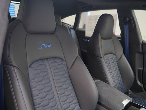 Used 2025 Audi RS 7 performance Sportback image 17