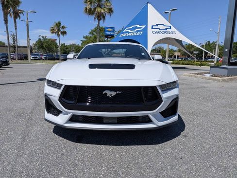Used 2024 Ford Mustang GT RWD image 8