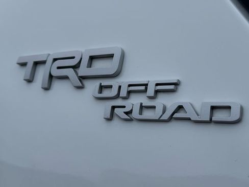 Used 2024 Toyota 4Runner TRD Off-Road Premium image 11