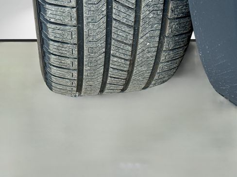New 2026 Land Rover Defender 130 S AWD/4WD image 43