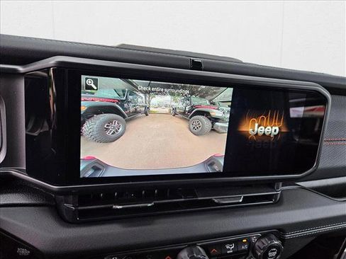 New 2025 Jeep Gladiator Rubicon w/ Safety Group image 19