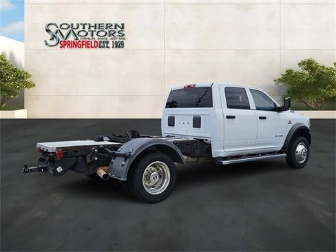 Used 2020 RAM 5500 Tradesman w/ Chrome Appearance Group image 5