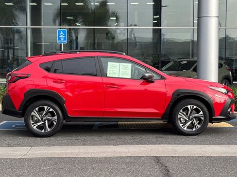 Certified 2025 Subaru Crosstrek 2.0i Premium image 3