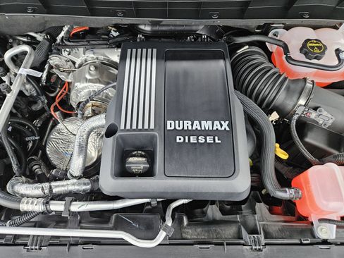 New 2026 Chevrolet Suburban RST w/ Comfort Package AWD/4WD image 30