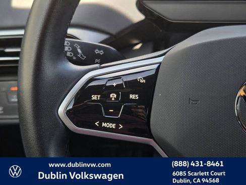 Used 2023 Volkswagen ID.4 Pro RWD image 19