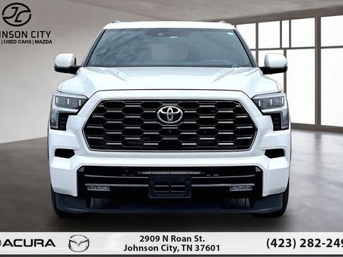 Used 2024 Toyota Sequoia Platinum image 3