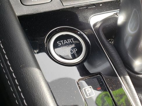 Used 2023 Nissan Kicks SV image 41