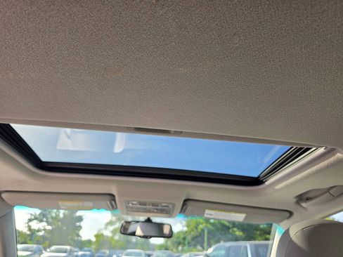 Used 2009 Toyota Highlander Limited AWD/4WD image 30