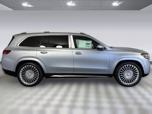New 2026 Mercedes-Benz Maybach GLS 600 4MATIC image 7