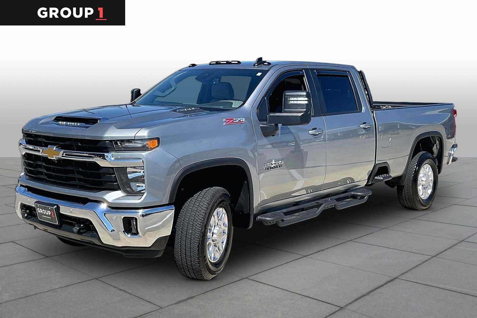 Used 2025 Chevrolet Silverado 3500 LT w/ Texas Edition AWD/4WD image 1