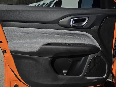 New 2026 Jeep Compass Latitude image 14