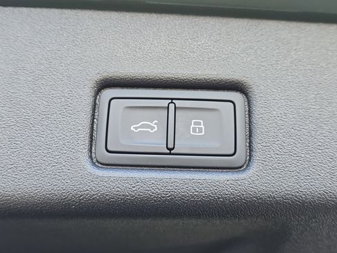 New 2025 Audi Q5 Premium Plus image 18