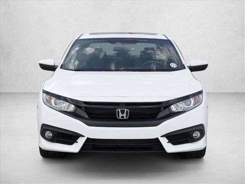 Used 2018 Honda Civic EX-L image 2