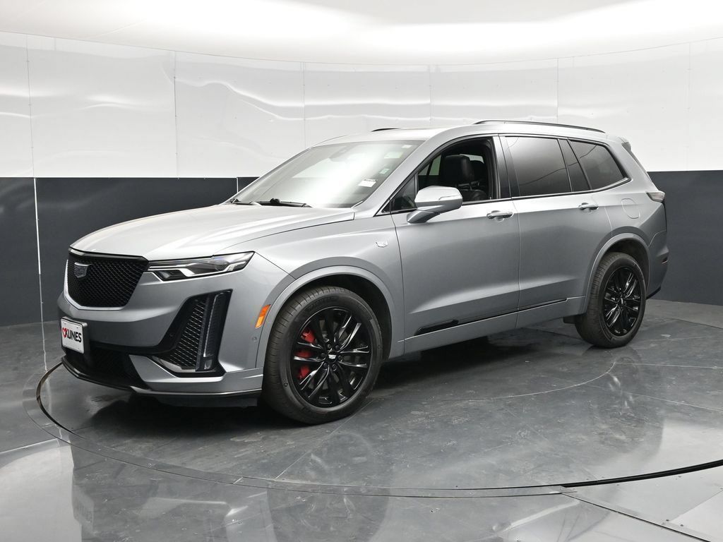 Used 2024 Cadillac XT6 Sport w/ LPO, Onyx Lite Package AWD/4WD image 8