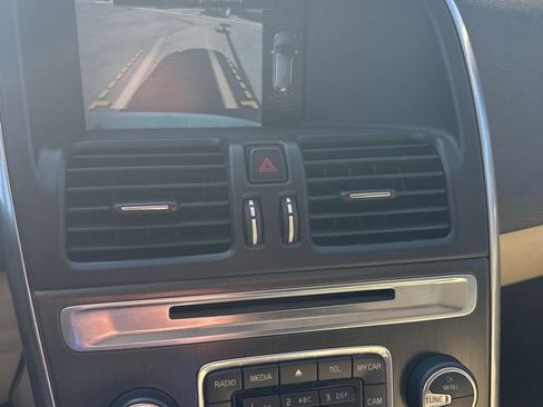 Used 2014 Volvo XC60 3.2 w/ Protection Package image 4