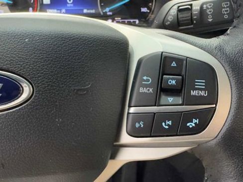 Used 2021 Ford Explorer XLT w/ Equipment Group 202A image 30