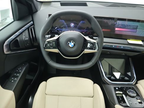 Certified 2025 BMW X3 xDrive30i w/ Premium Package image 10