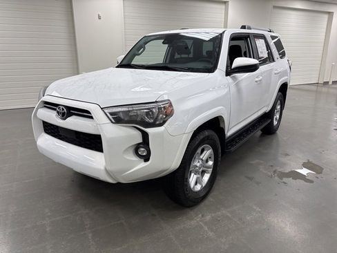 Certified 2024 Toyota 4Runner SR5 image 3